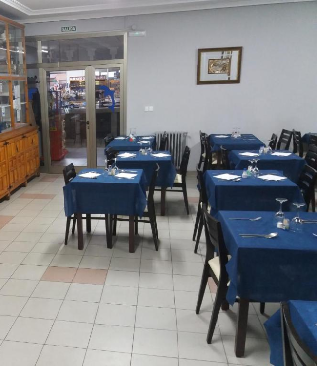 Hostal Restaurante Delfín - restaurante comidas en Astorga