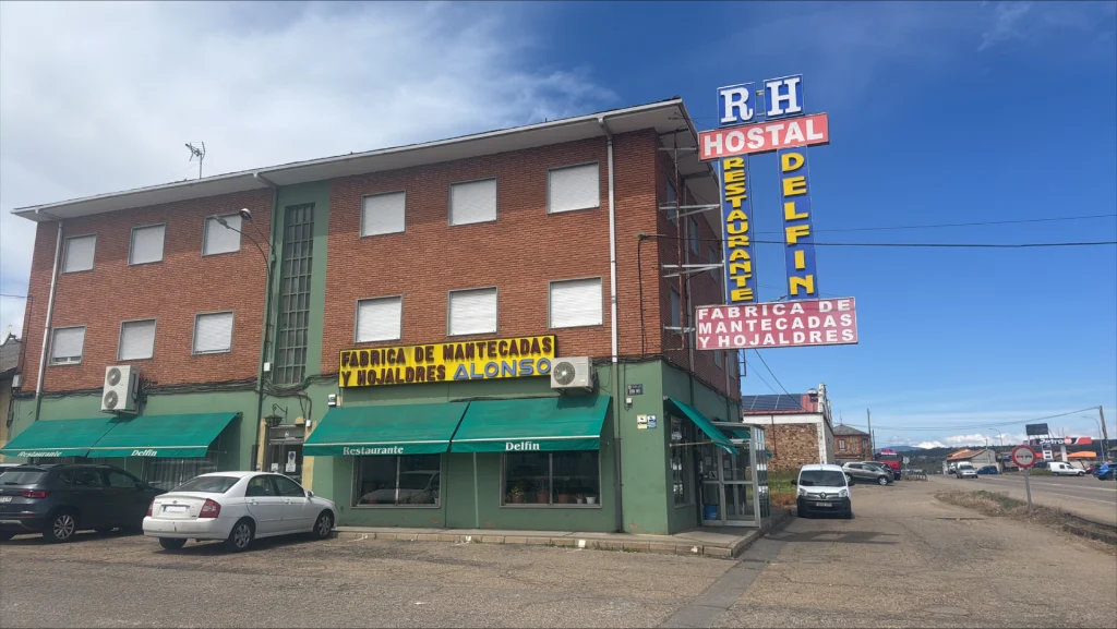 Hostal Restaurante Delfín - restaurante Delfín